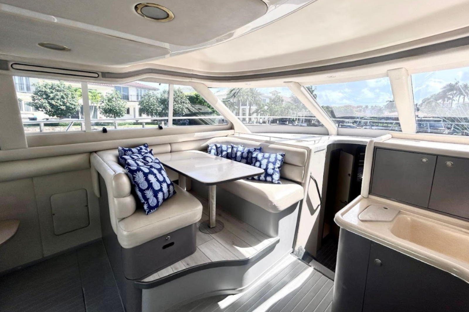 Sea Ray 60ft